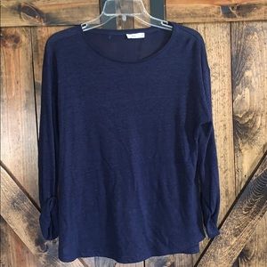 Vince 100% linen navy light sweater size XS!